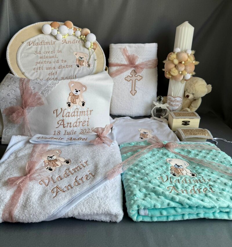 Set trusou ursulet crem cu lumanare
