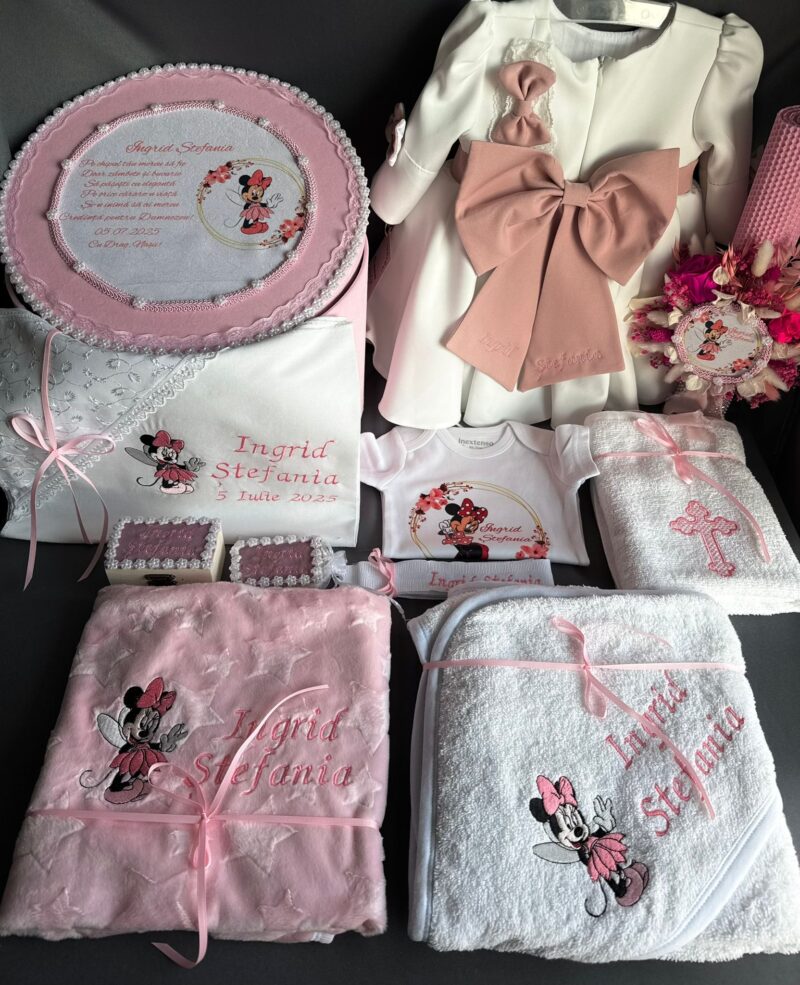 Set trusou Minnie complet cu rochita alba