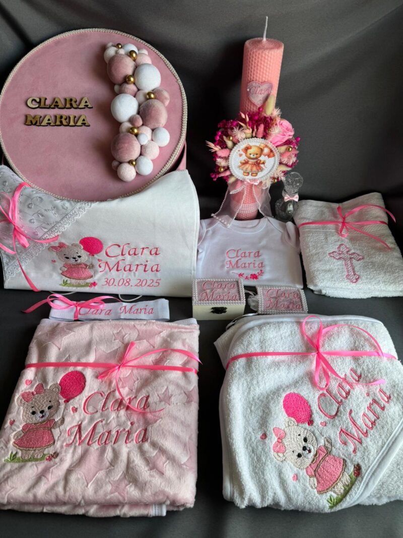 Set Trusou Botez Personalizat Ursulet roz cu baloane si litere lemn