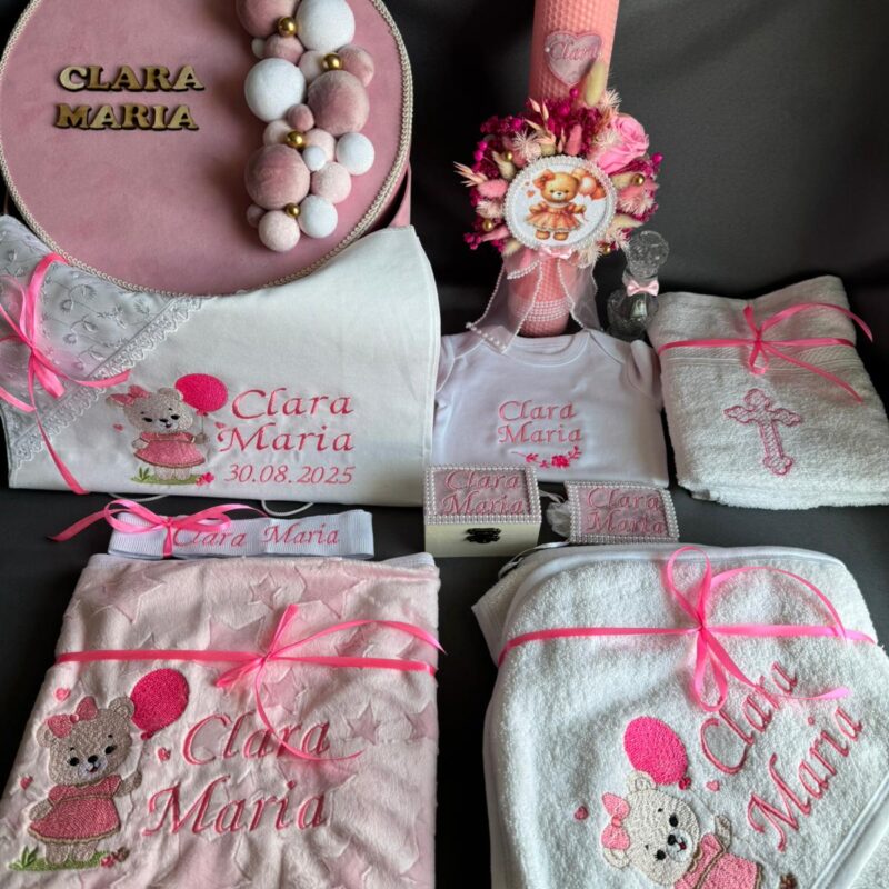 Set Trusou Botez Personalizat Ursulet roz cu baloane si litere lemn