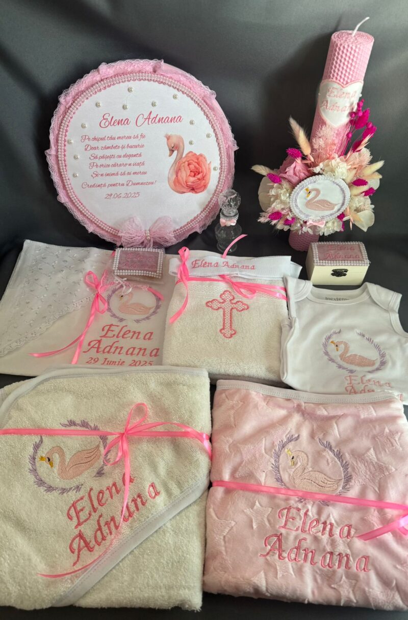 Set trusou lebada cu rochita personalizata si lumanare