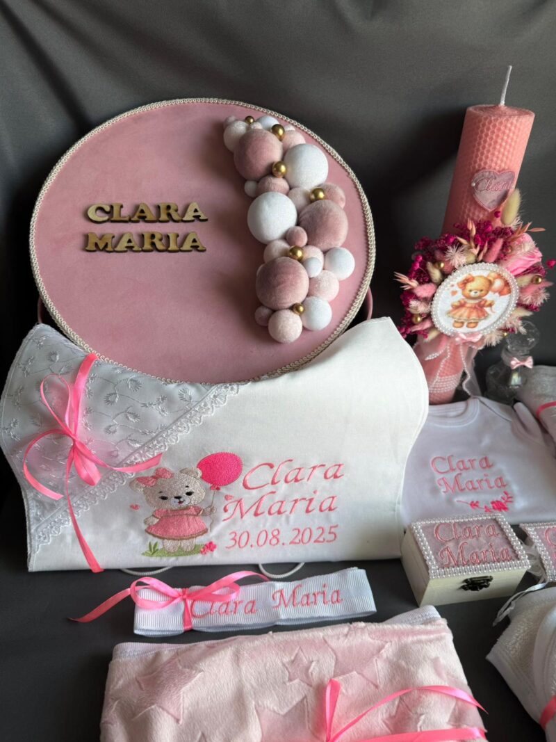 Set Trusou Botez Personalizat Ursulet roz cu baloane si litere lemn