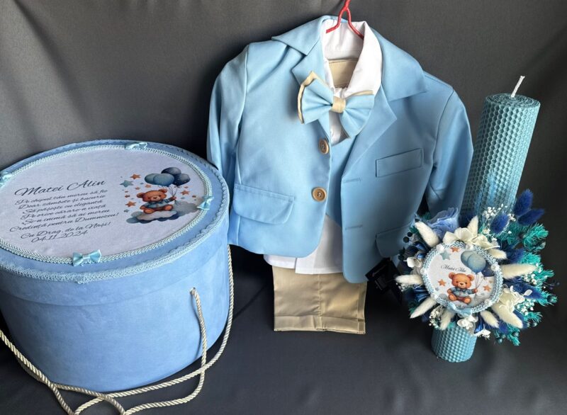 Set Trusou Ursulet Albastru cu lumanare fagure si costum